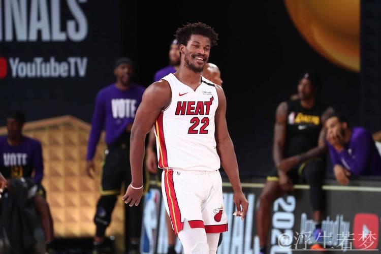 巴特勒复出砍19+8 勇士多人得分上双强势击败公牛 巴特勒复出砍19+8 勇士多人得分上双强势击败公牛