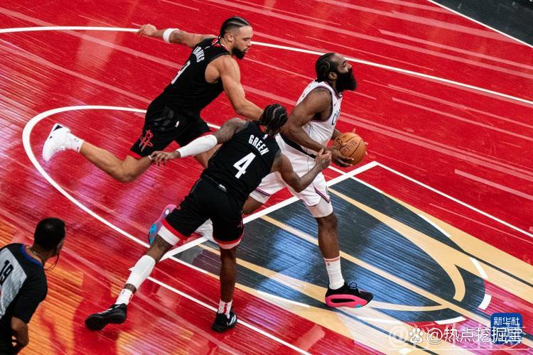 火箭险胜快船 错失良机